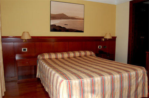 Hotel Alda El Suizo Ferrol Esterno foto
